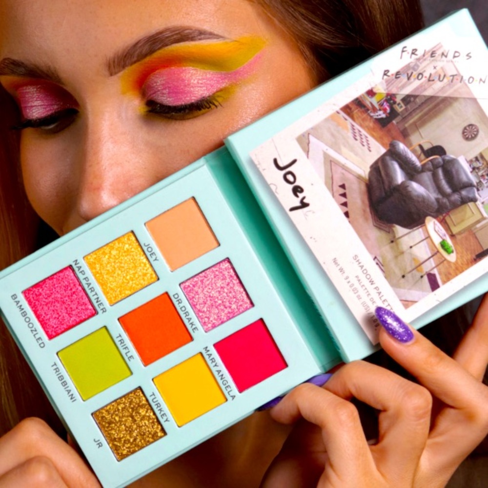💕Make Up Revolution Friends Limited Eye Shadow Palette Joey.